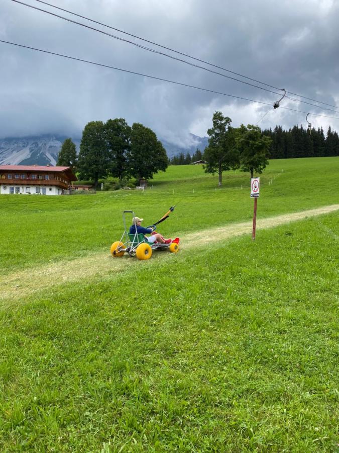 Dachsteinblick Apartment Ramsau am Dachstein Eksteriør bilde